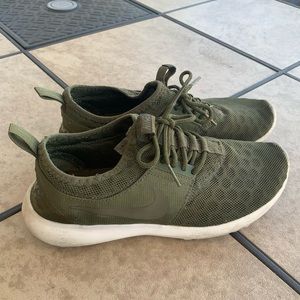 Nike Roshe Runs Honeycomb